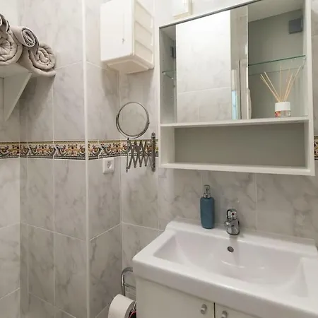 Estudio Reformado Con Vistas Al Mar Y Piscina, Ideal Parejas En 아파트 *