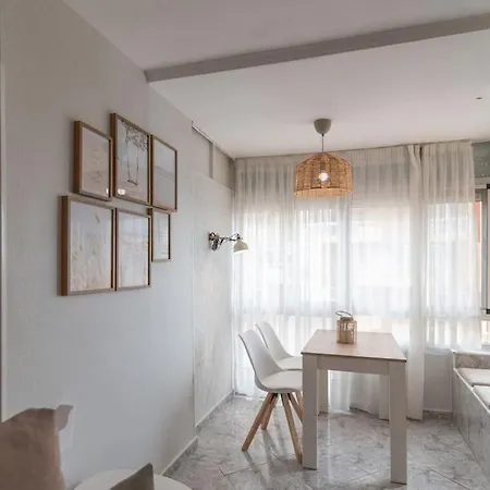 아파트 Estudio Reformado Con Vistas Al Mar Y Piscina, Ideal Parejas En 베날마데나코스타