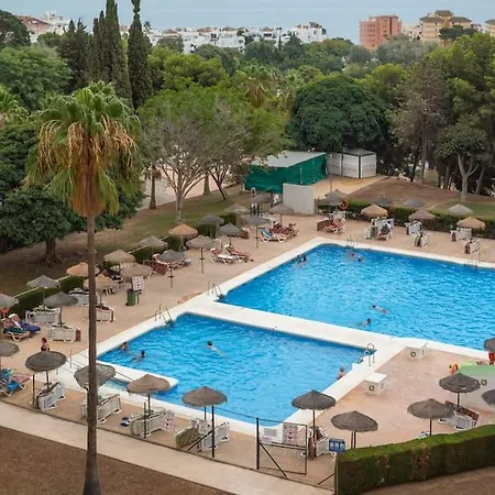 Estudio Reformado Con Vistas Al Mar Y Piscina, Ideal Parejas En 아파트